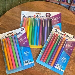 Paper Mate Flair Felt Tip Pens Set
Never Opened
3 Packs - 30 Pens Total